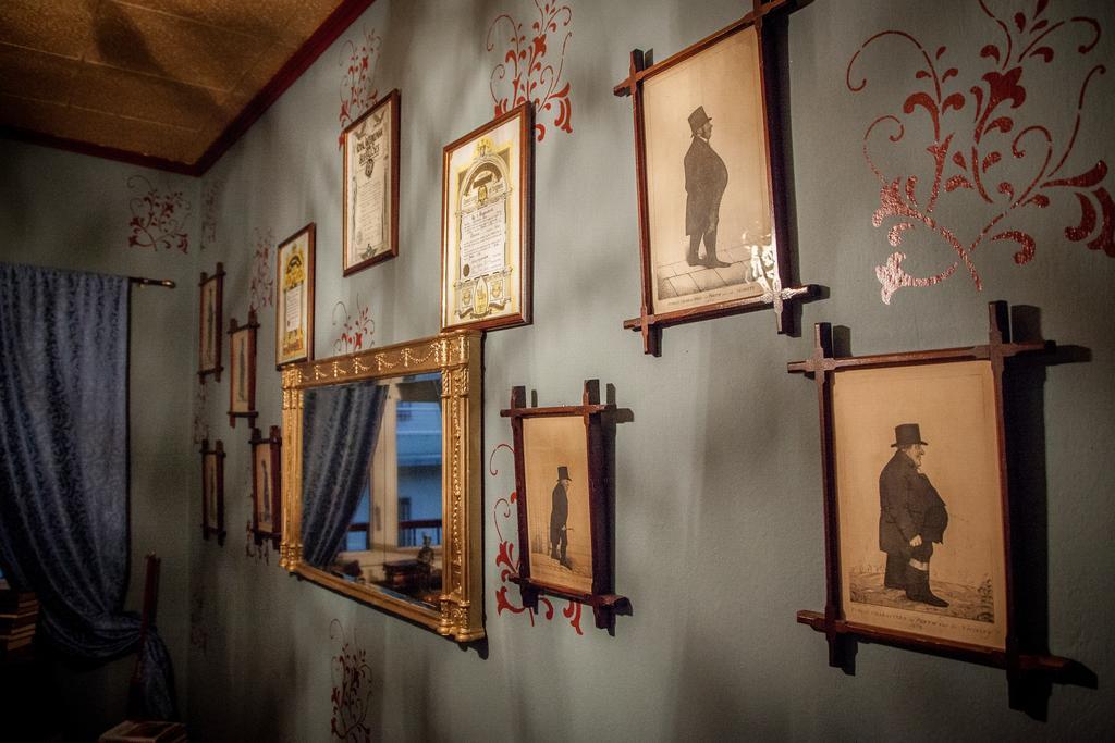 Repubblica Di Oz Rooms Варезе Номер фото