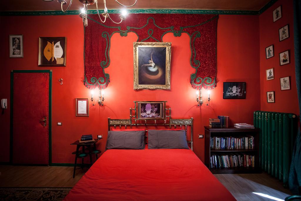 Repubblica Di Oz Rooms Варезе Номер фото