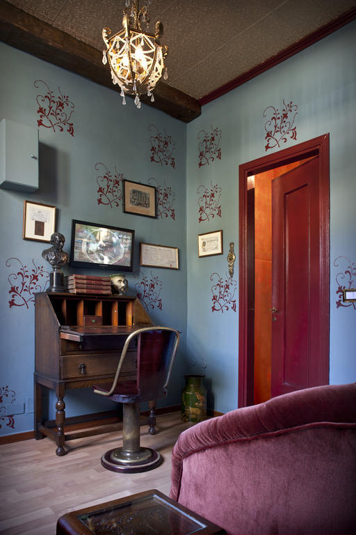 Repubblica Di Oz Rooms Варезе Экстерьер фото